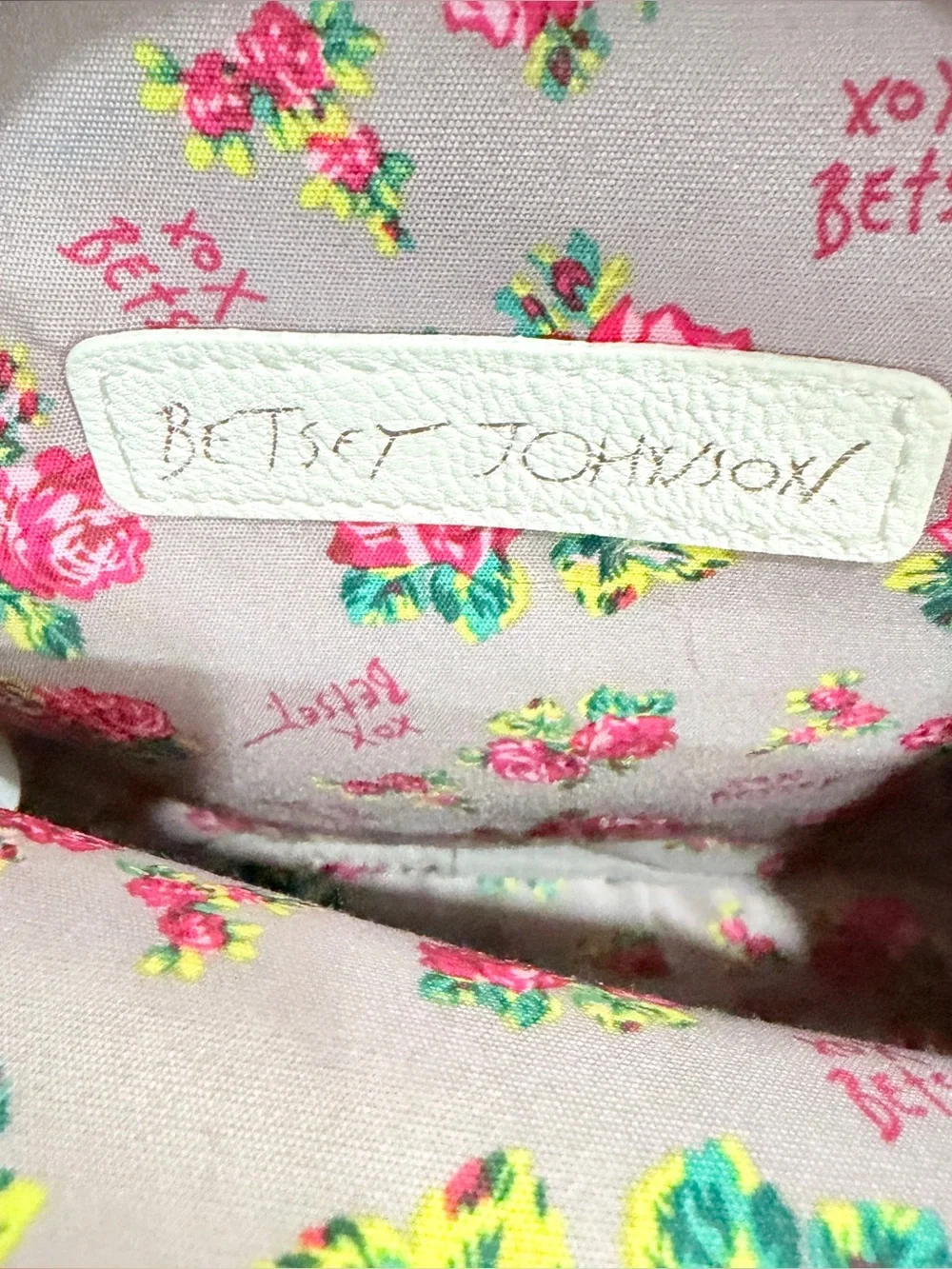 Betsey Johnson Mini Dog Backpack Lilac Lavender Floral Lining 8.5x6 Bag Gold Zip